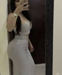 72858