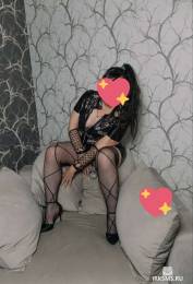 52054