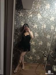 55743